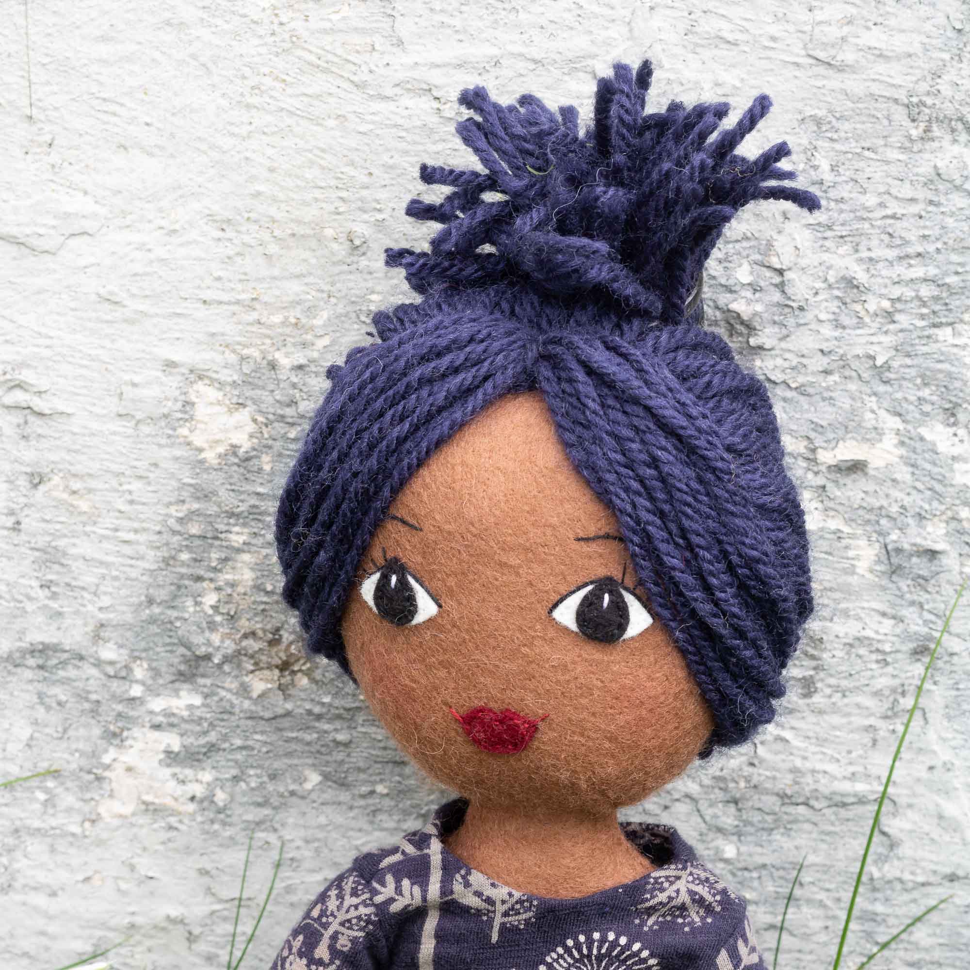 How to Make Yarn Hair for Rag Dolls (It's actually really easy!) 