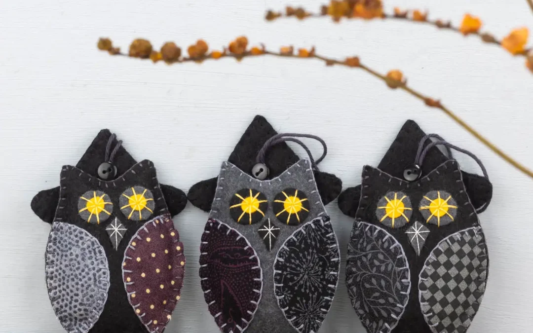Make Felt Ornaments for Halloween